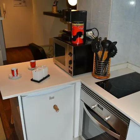 Practico Y Acogedor Estudio Lägenhet